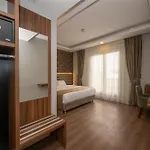 Elite World Mahmutbey 酒店 3*