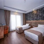 Elite World Mahmutbey 酒店 3*