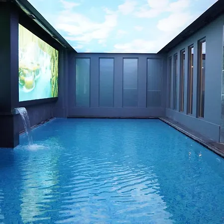 Elite World Mahmutbey 酒店