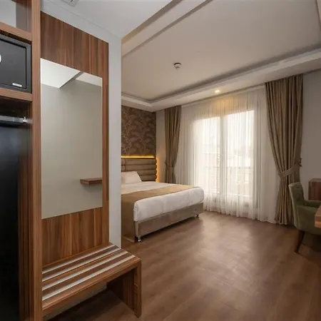 Elite World Mahmutbey Hotel 3*